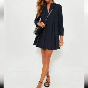 Tuckernuck Navy Luella Dress
Size Medium LIKE NEW!